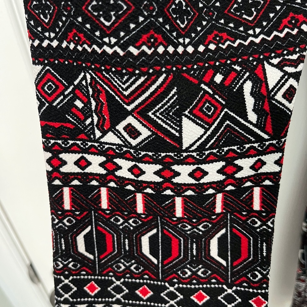 Patterned Leggings - Picture 3 of 4